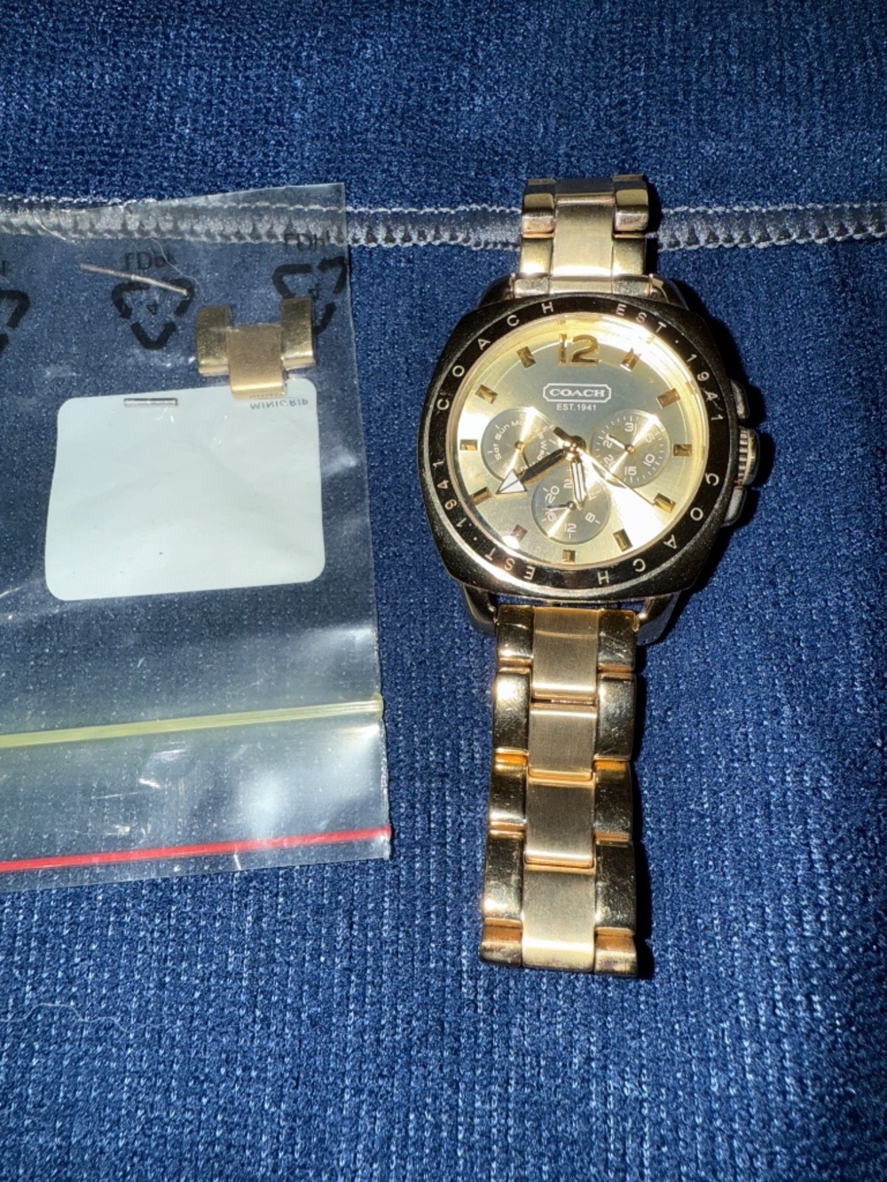 Coach watch - Picture 2 of 4